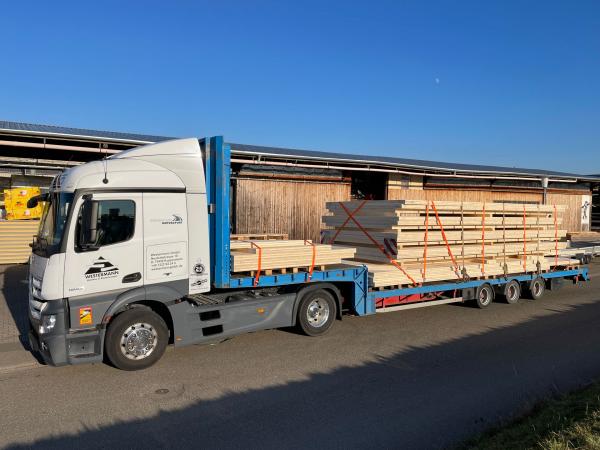 21 Tonnen Brettsperrholz-Decken